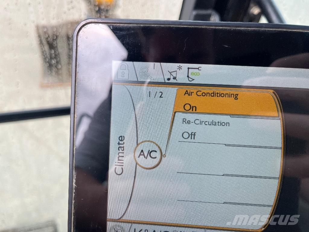 JCB 140X LC Excavatoare pe șenile
