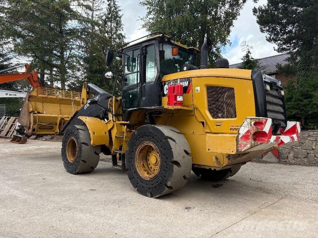 CAT 938 M Incarcator pe pneuri
