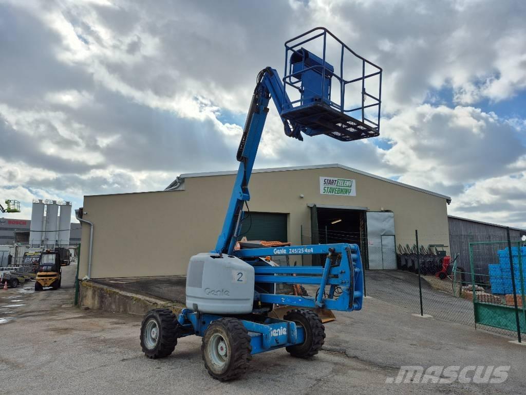 Genie Z 45/25 Nacele cu brat articulat