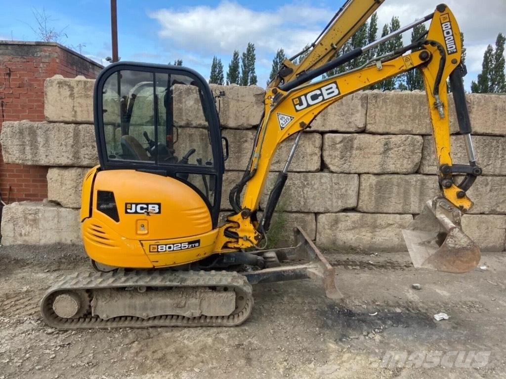 JCB 8025 ZTS Mini excavatoare < 7t