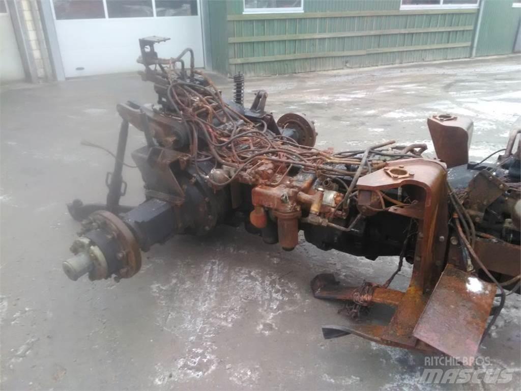 New Holland TM190 Tractoare