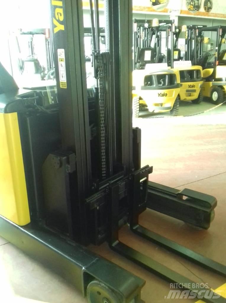 Yale MR14 Stivuitor cu catarg retractabil