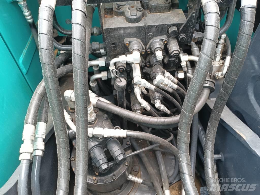 Kobelco SK 140 Excavatoare pe șenile
