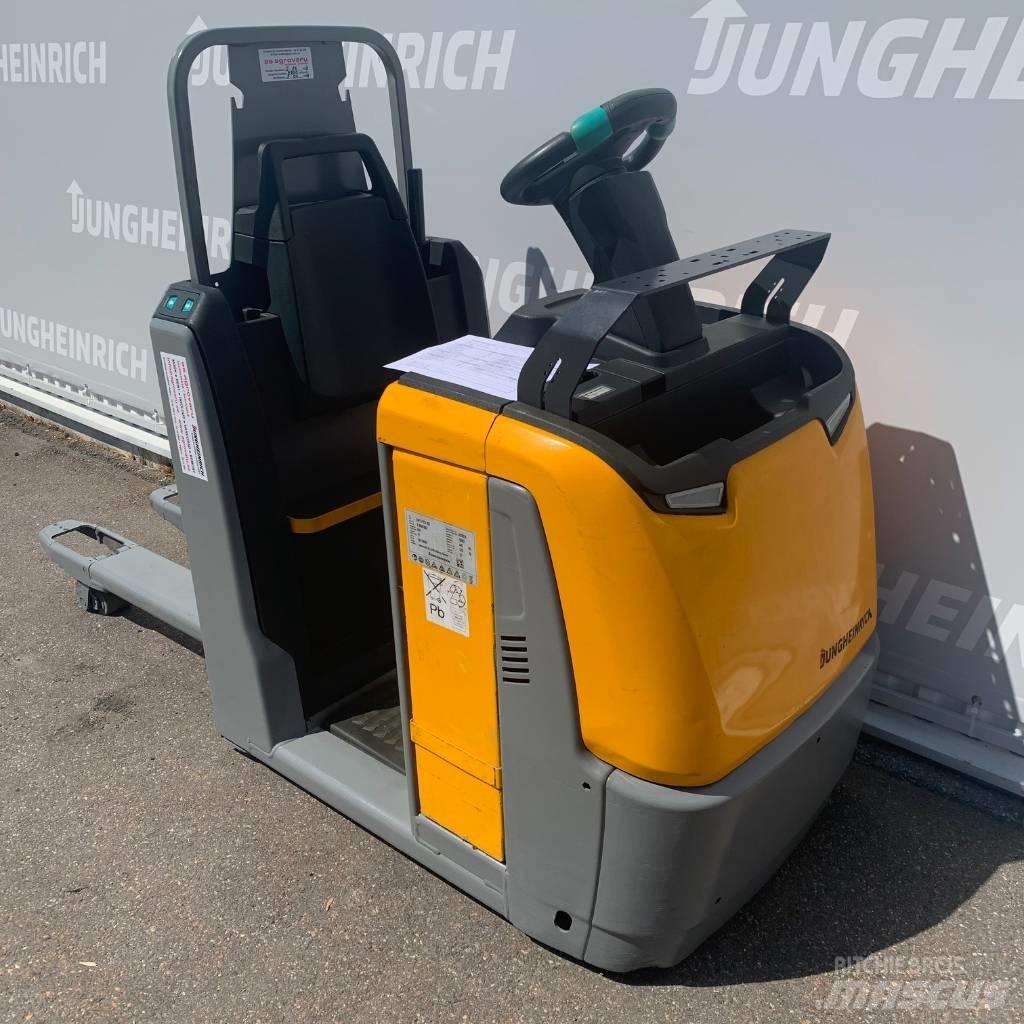 Jungheinrich ECE 220 Stivuitoare de micã inaltime pentu logistica