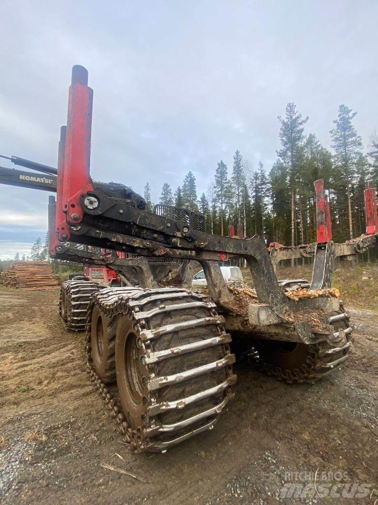 Komatsu 895 Transportoare