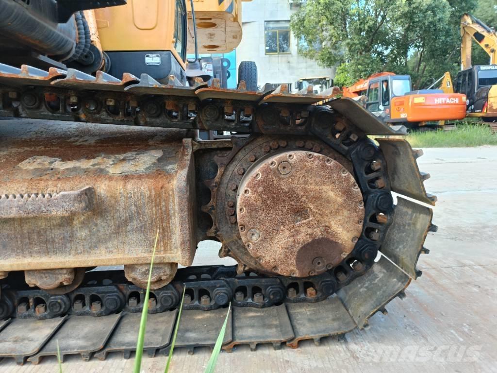 Hyundai R220LC-9 Excavatoare pe șenile
