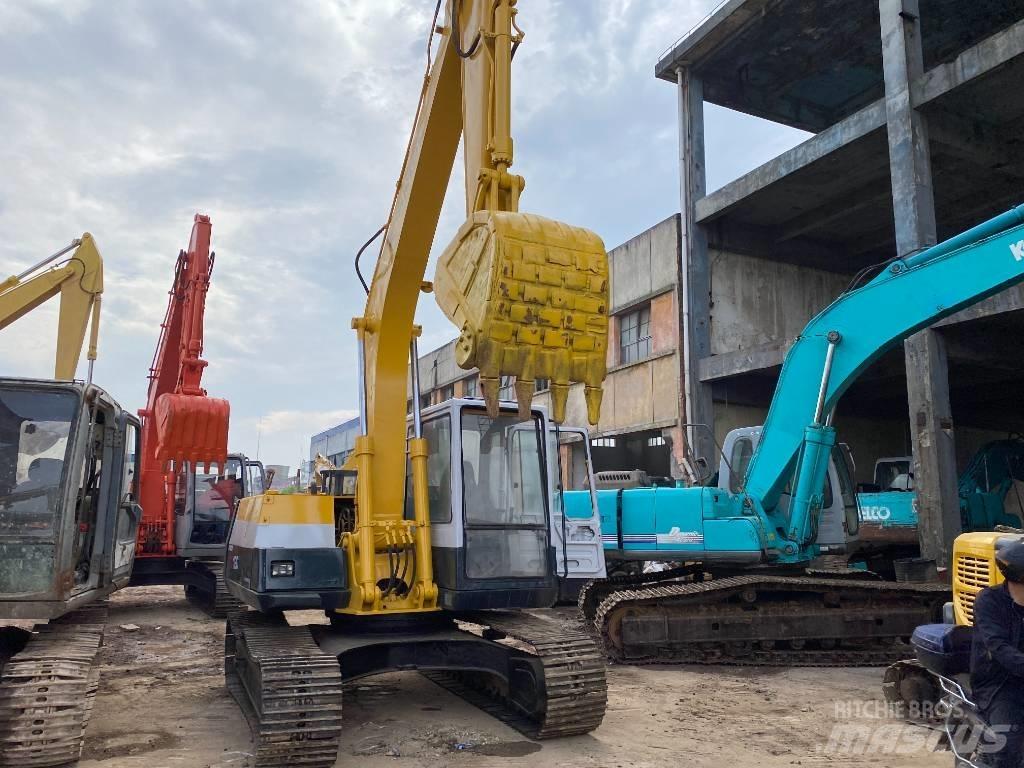 Komatsu PC 120-5 Excavatoare pe șenile
