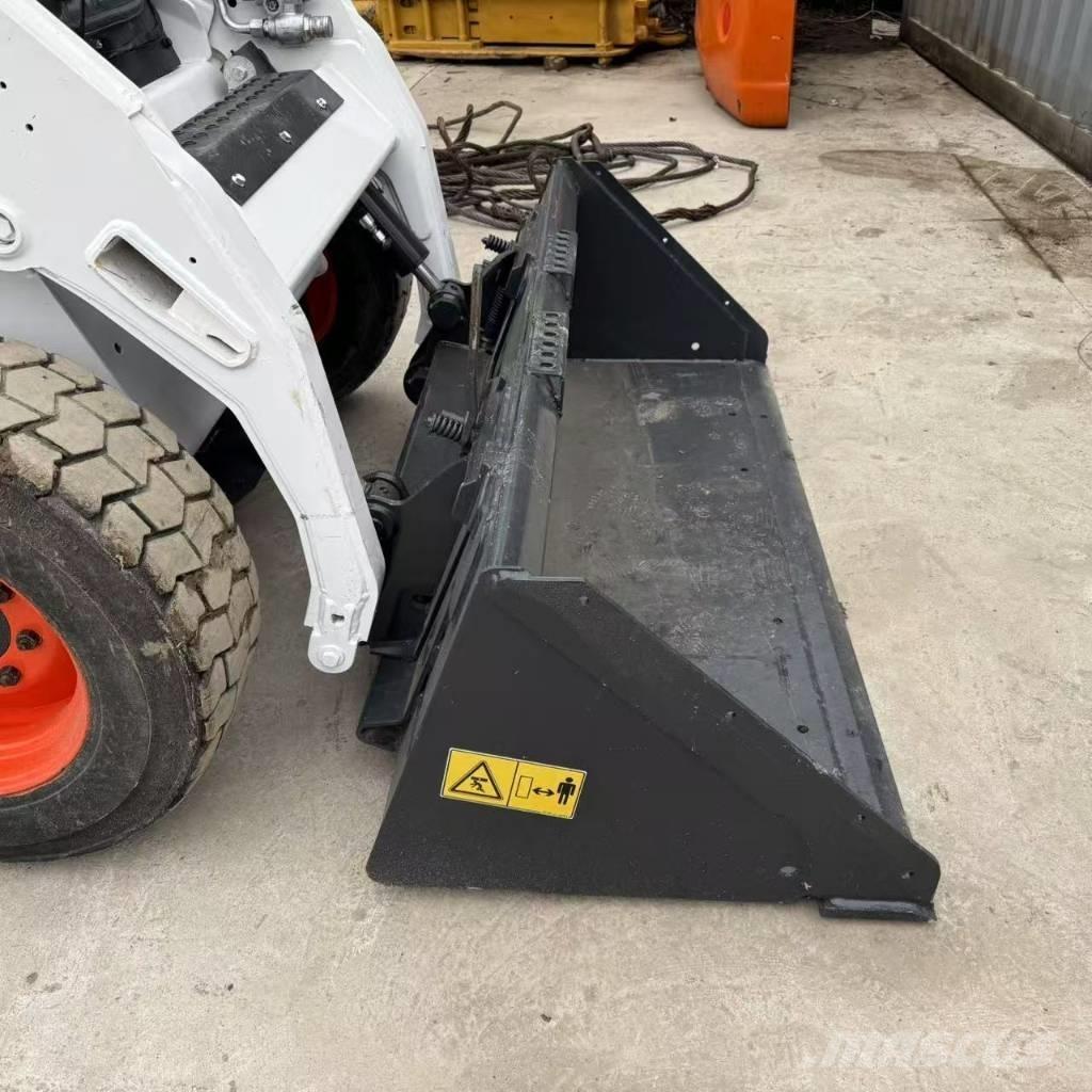 Bobcat S 185 Încarcatoare cu excavator