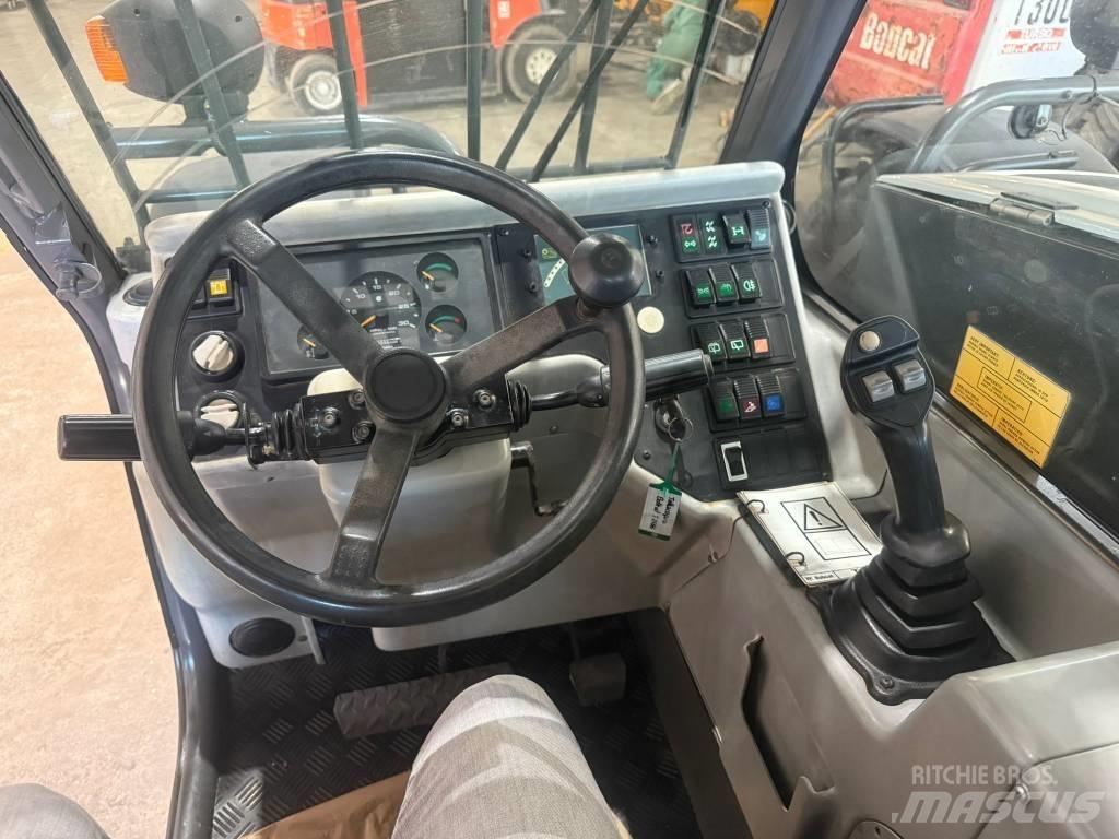 Bobcat T 2556, T2556 Manipulatoare agricole