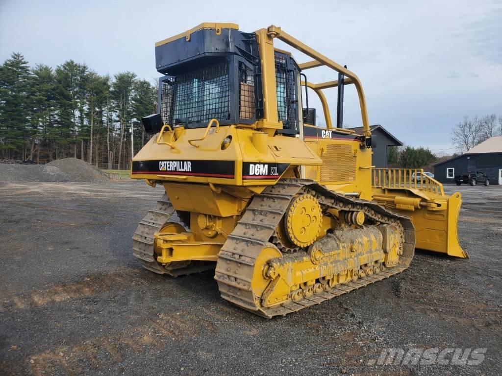 CAT D 6 M XL Buldozere pe senile