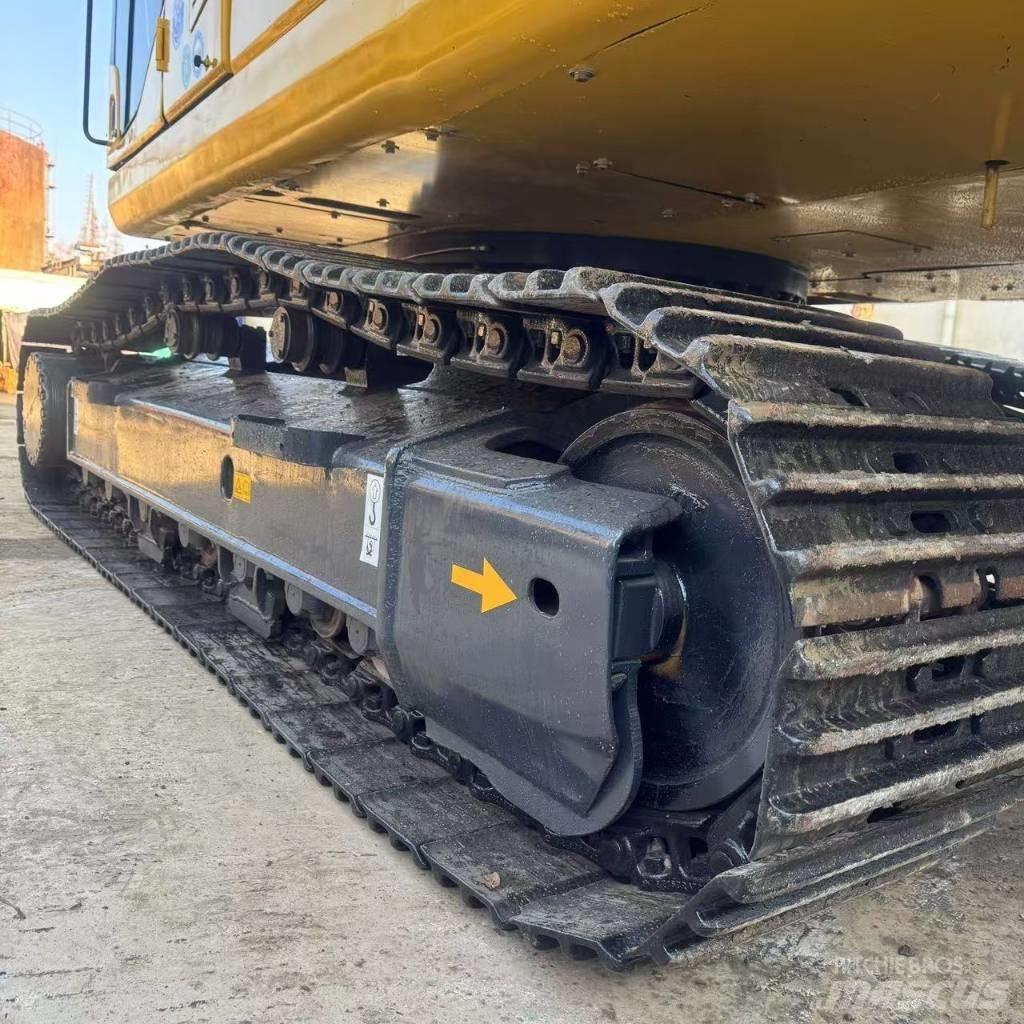Komatsu PC 300 Excavatoare pe șenile
