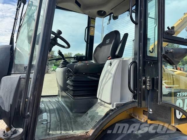 CAT 908 H Incarcator pe pneuri