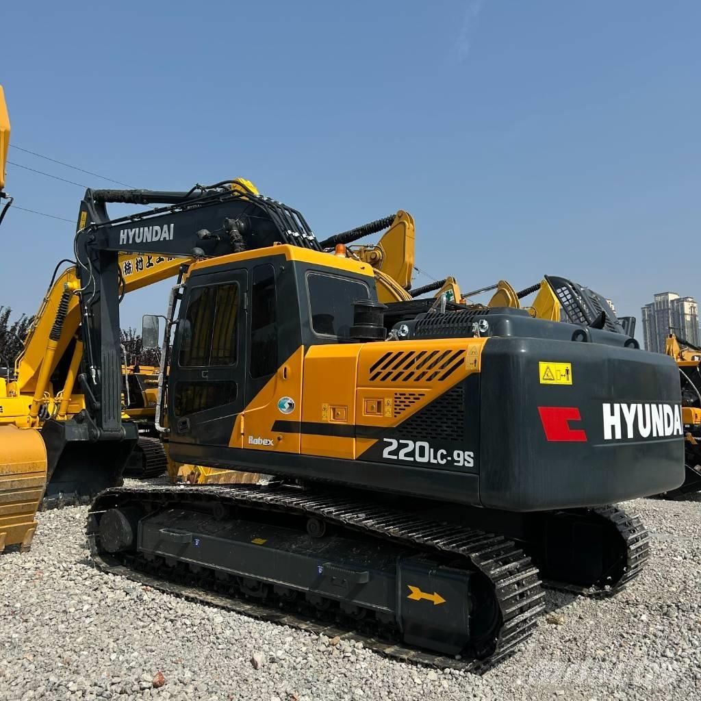 Hyundai 220Lc-9S Excavatoare pe șenile
