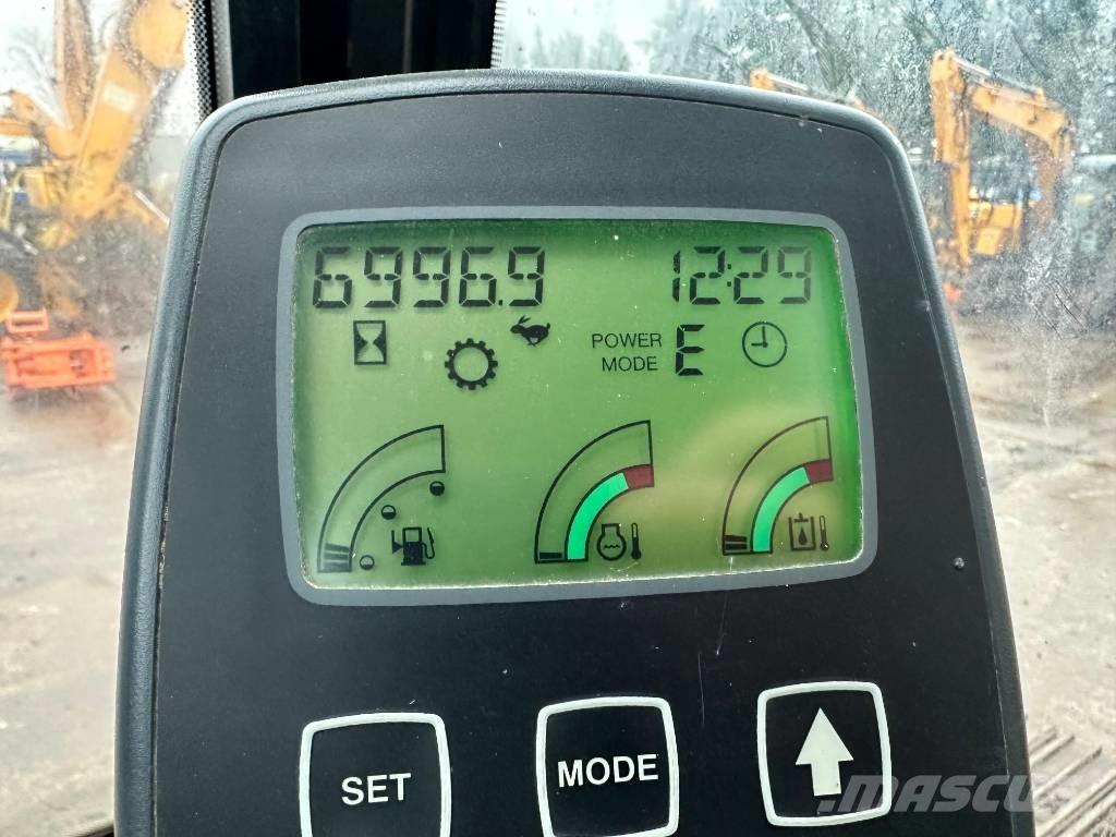 JCB JZ 255 LC Excavatoare pe șenile
