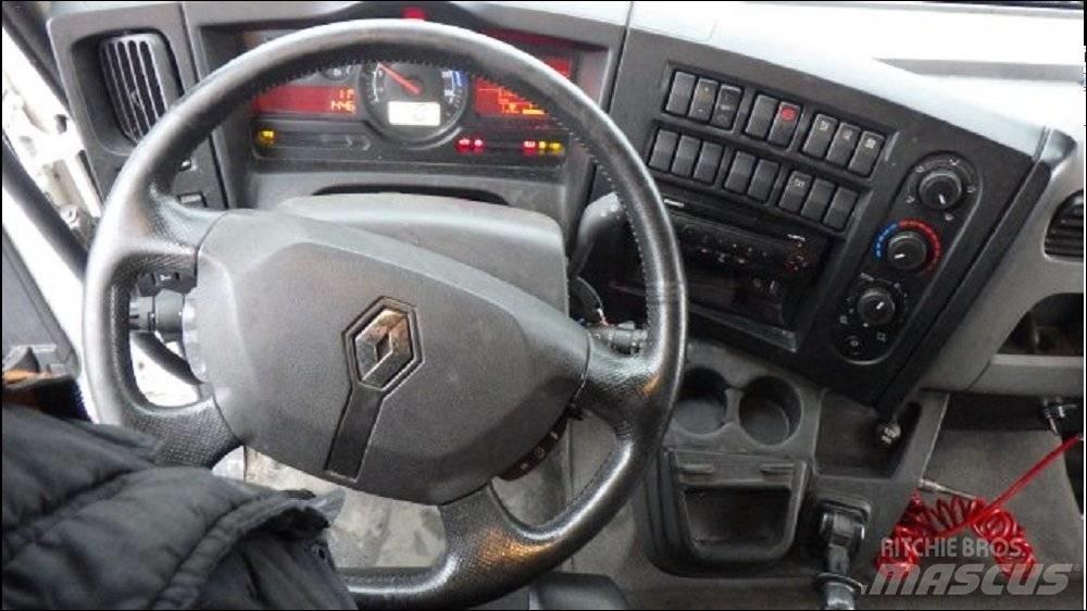Renault D 210 Camioane transport bauturi