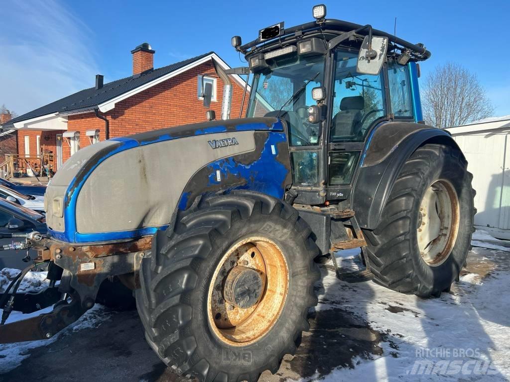 Valtra T 160 Tractoare