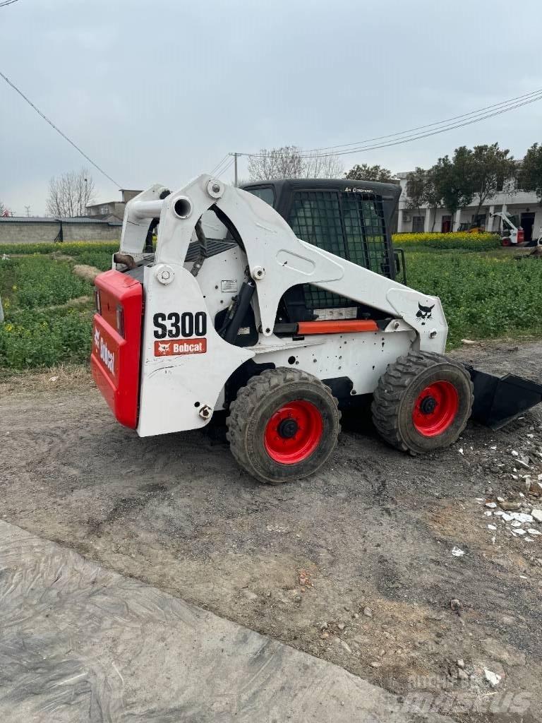 Bobcat S 330 Mini incarcator