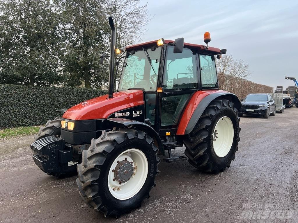 New Holland L 85 DT Tractoare