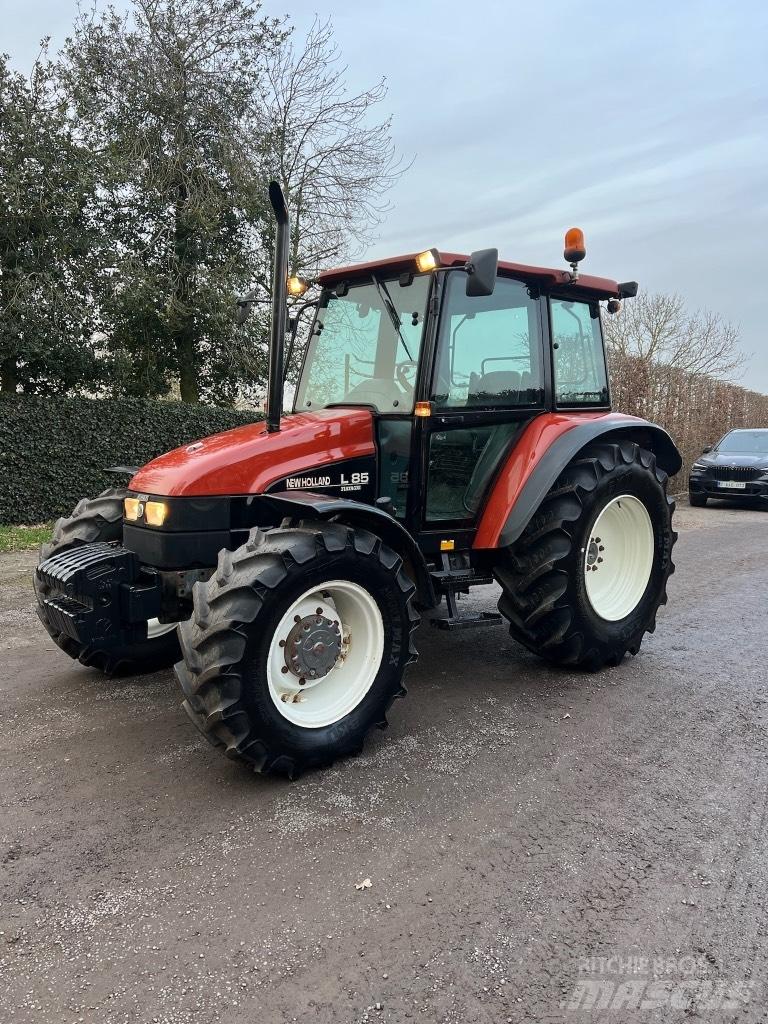 New Holland L 85 DT Tractoare