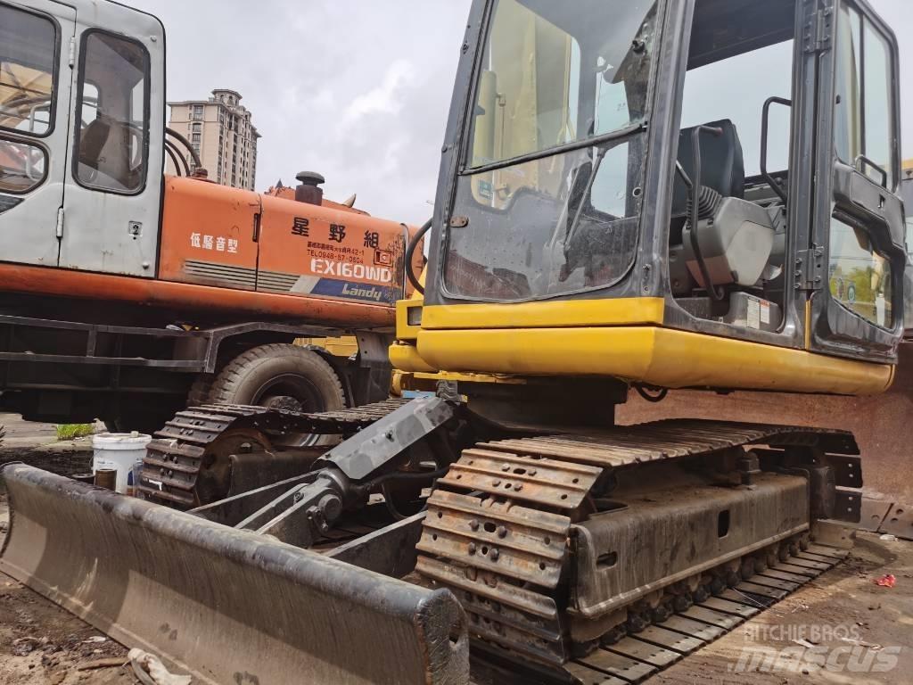 Komatsu PC60-7 Excavatoare pe șenile
