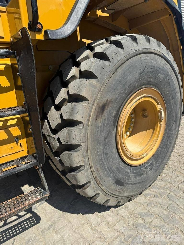 CAT 966 K Incarcator pe pneuri