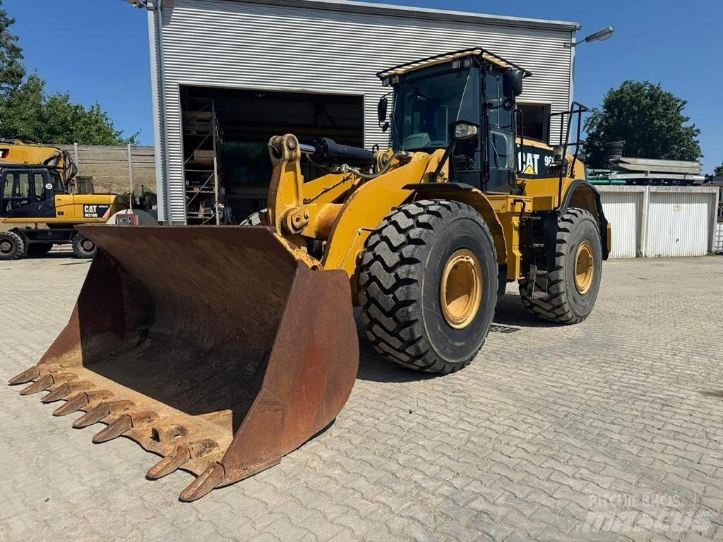 CAT 966 K Incarcator pe pneuri