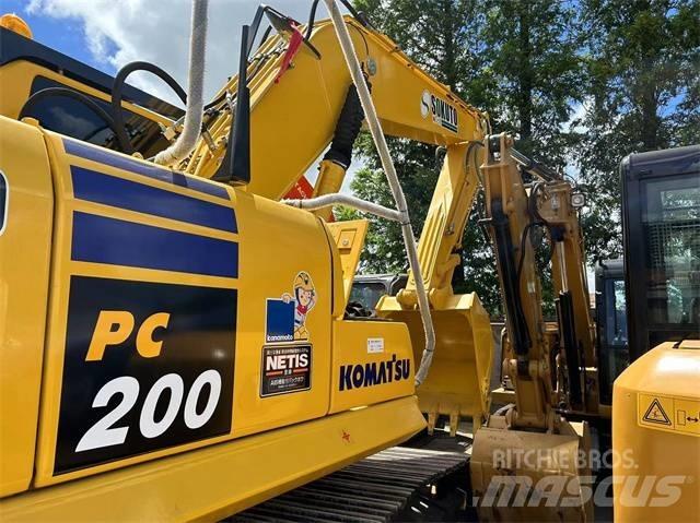 Komatsu PC 200-8 Excavatoare pe șenile
