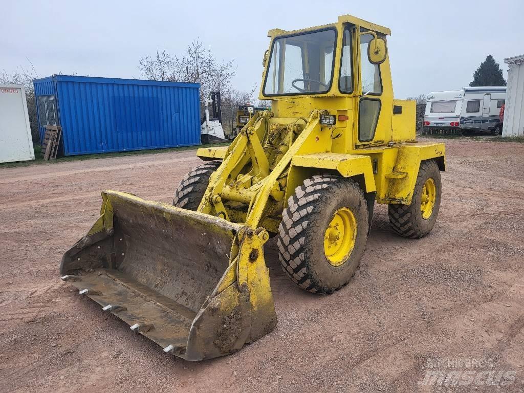 Schaeff SKL 700 Incarcator pe pneuri