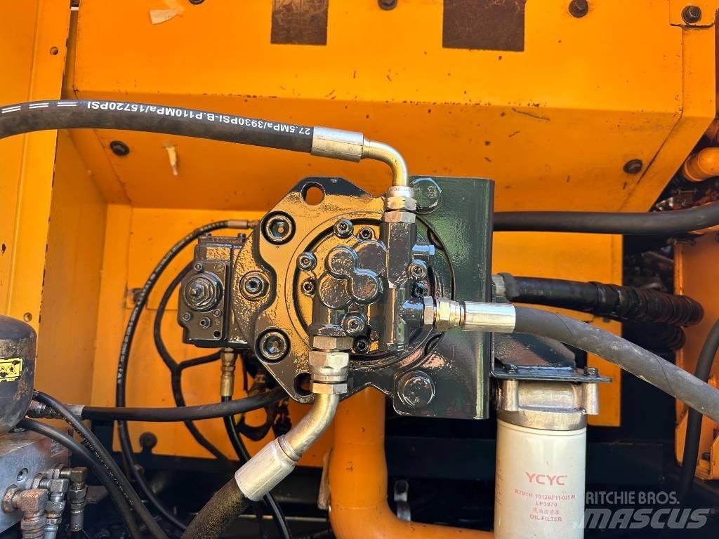 Hyundai R305LC-9s Excavatoare pe șenile

