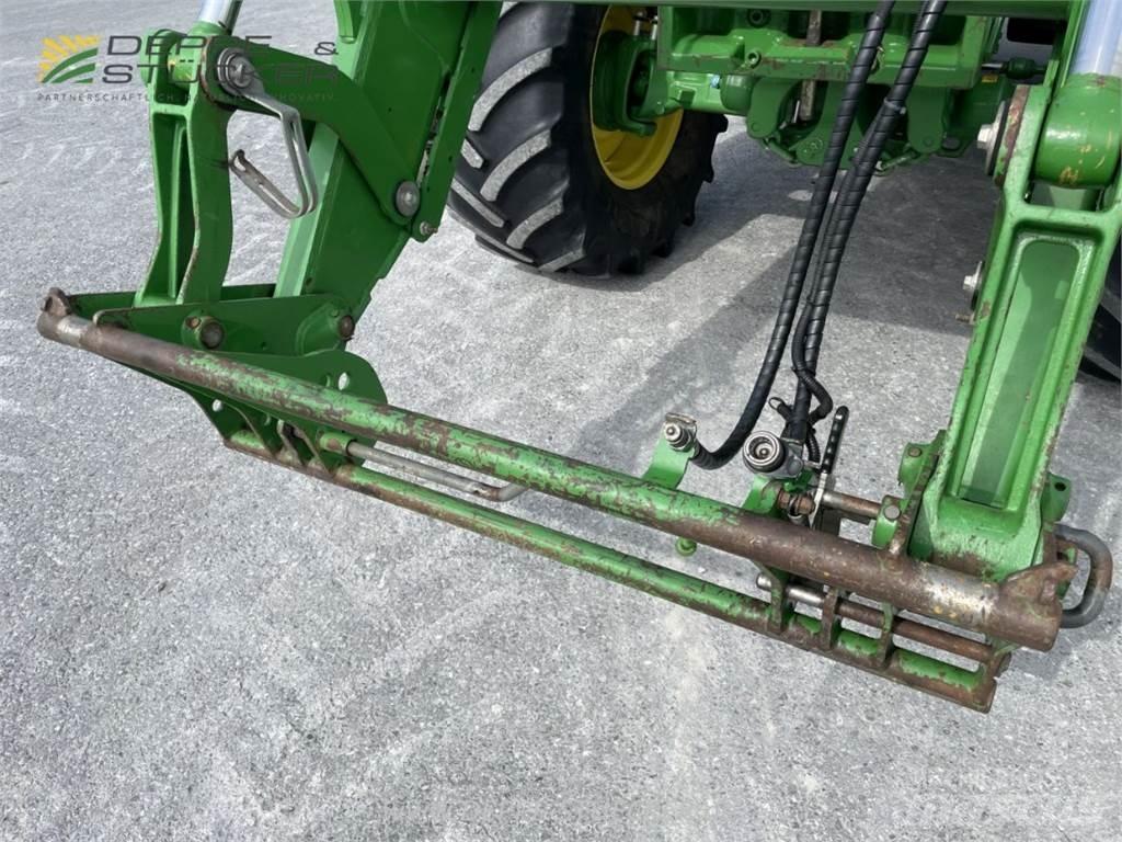 John Deere 6110R Tractoare