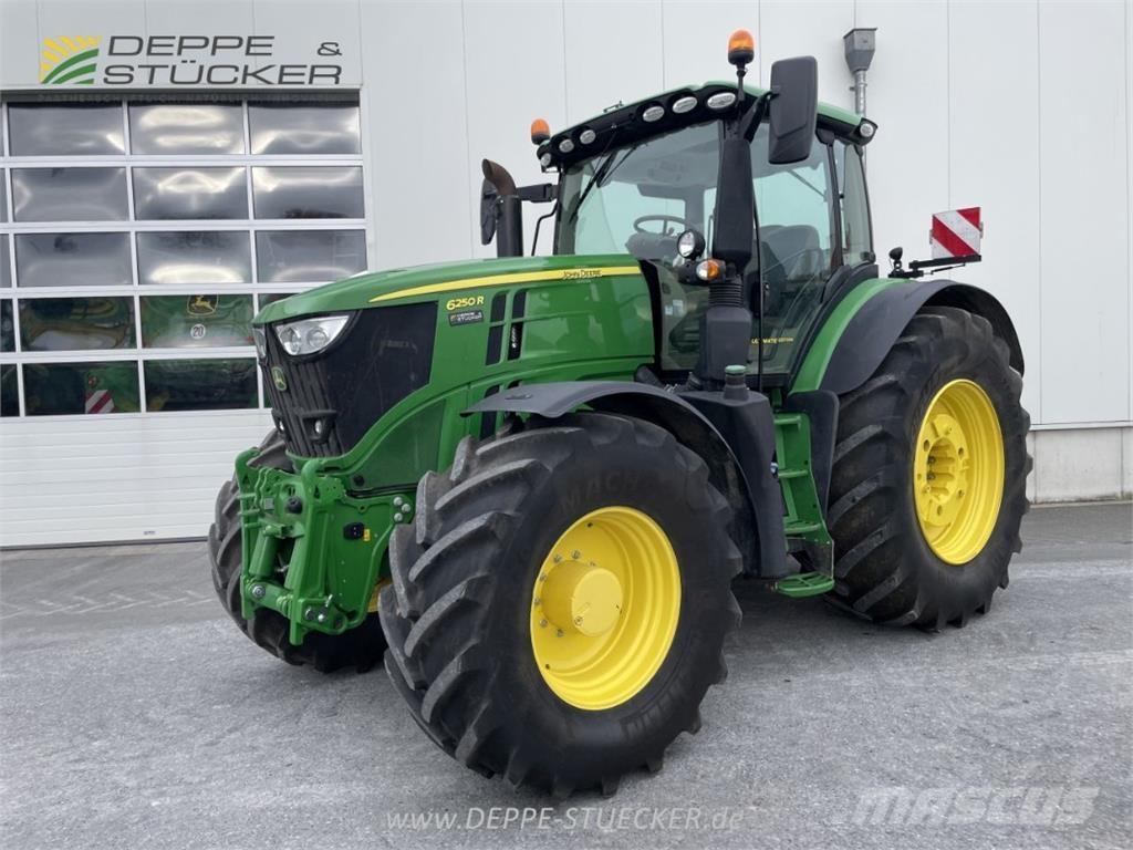 John Deere 6250R Tractoare