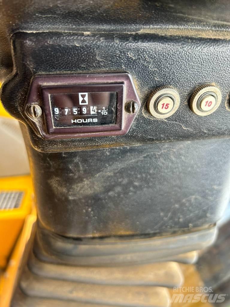 Load Lifter 2416-12D Masini de teren dificil