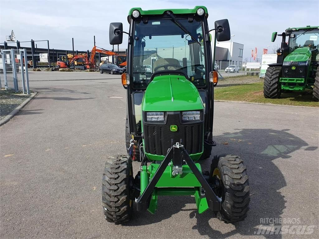 John Deere 2026R Tractoare compacte