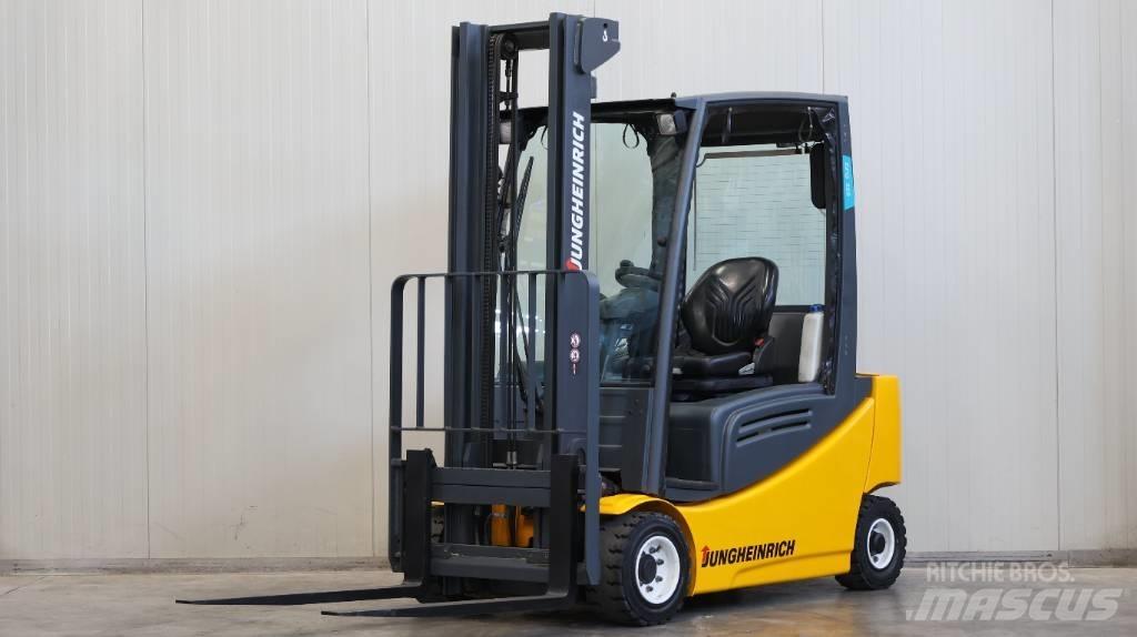 Jungheinrich EFG 320 Stivuitor electric