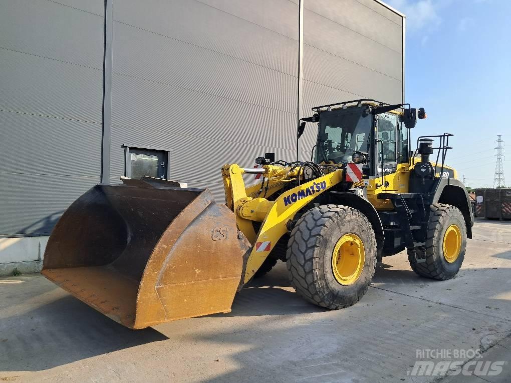 Komatsu WA380-8E0 Incarcator pe pneuri