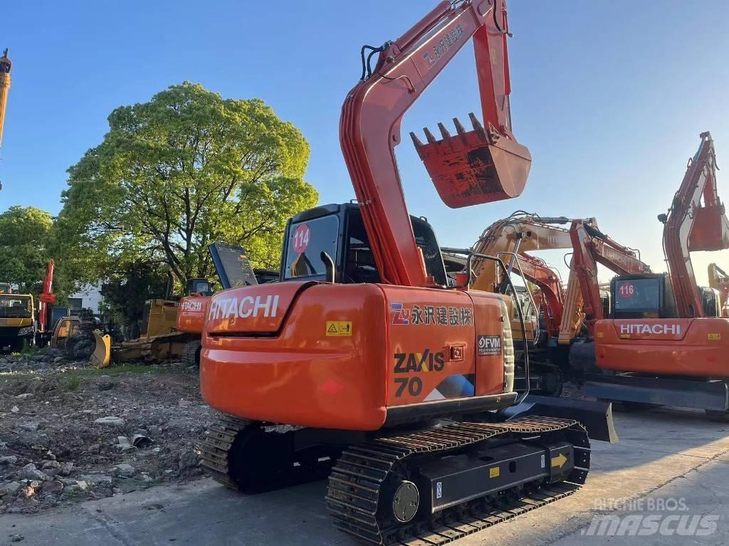 Hitachi ZX 70 Excavatoare pe șenile

