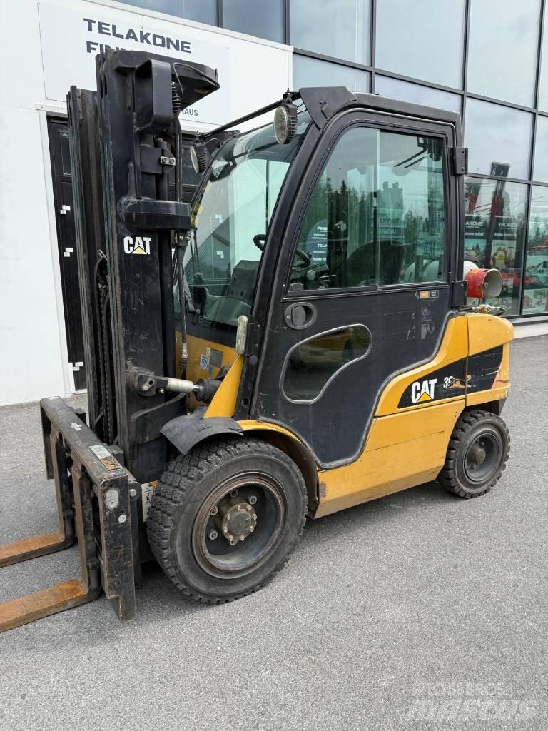 CAT GP 30 N Stivuitor GPL
