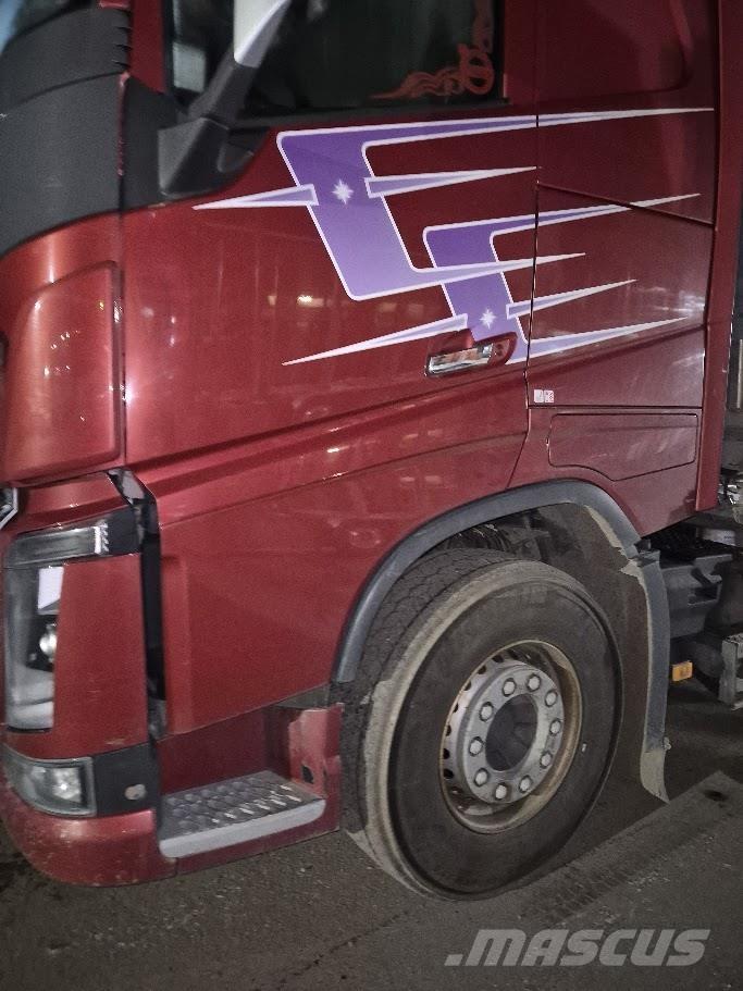Volvo FH16 8x4  750 Camion pentru lemne