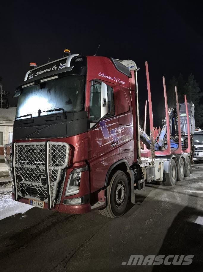 Volvo FH16 8x4  750 Camion pentru lemne