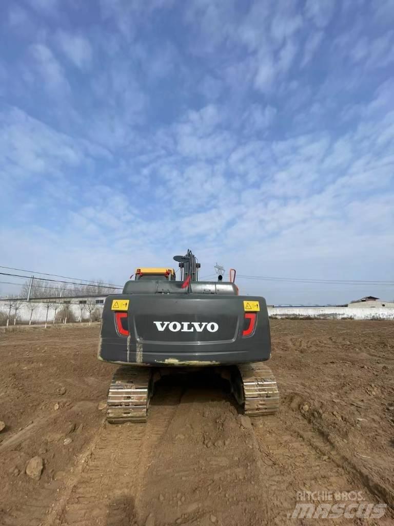 Volvo EC210D Excavatoare pe șenile
