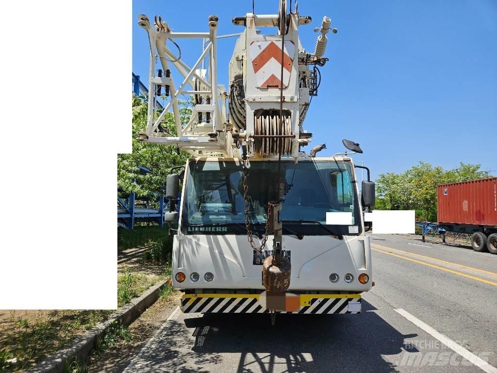Liebherr LTM 1055 Macara pentru orice teren