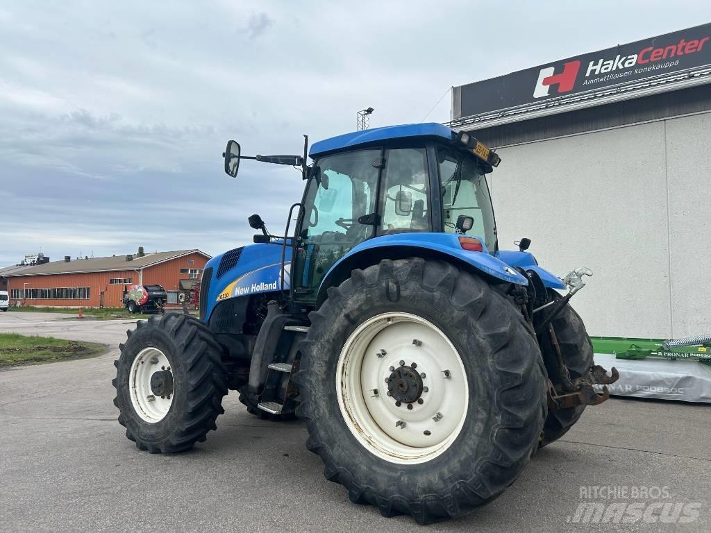 New Holland TG 230 Tractoare