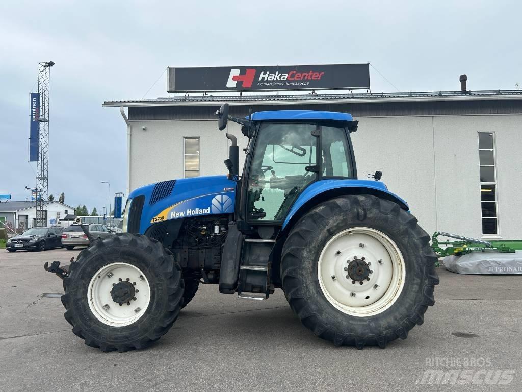 New Holland TG 230 Tractoare