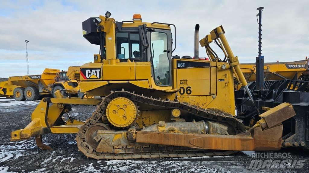 CAT D 6 T XL Buldozere pe senile