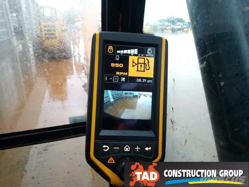 JCB JS 220 LC Excavatoare pe șenile
