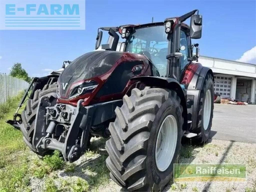 Valtra q305 Tractoare