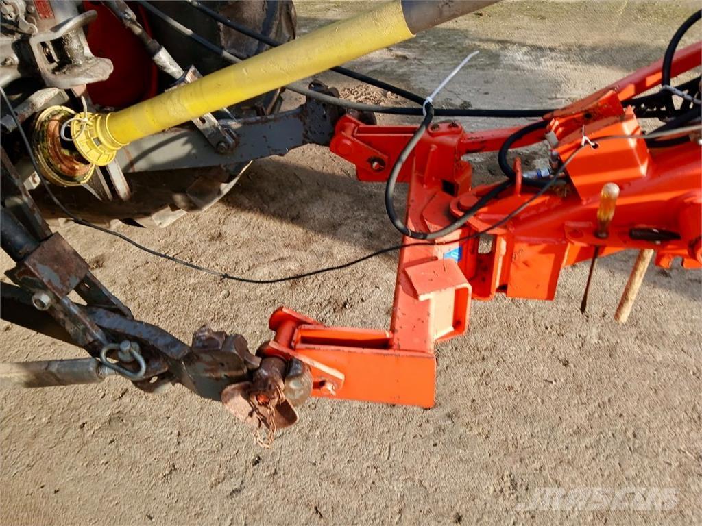 Kuhn GA 6501 Utilaj de răvăşit fân