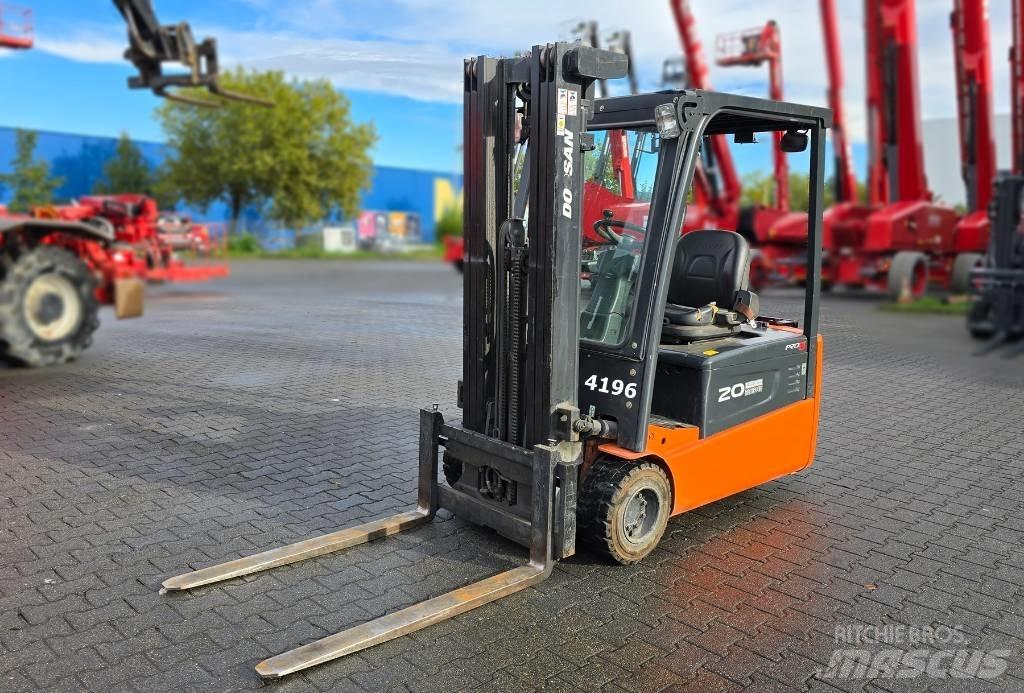 Doosan B 20 T-5 FFT Stivuitor electric