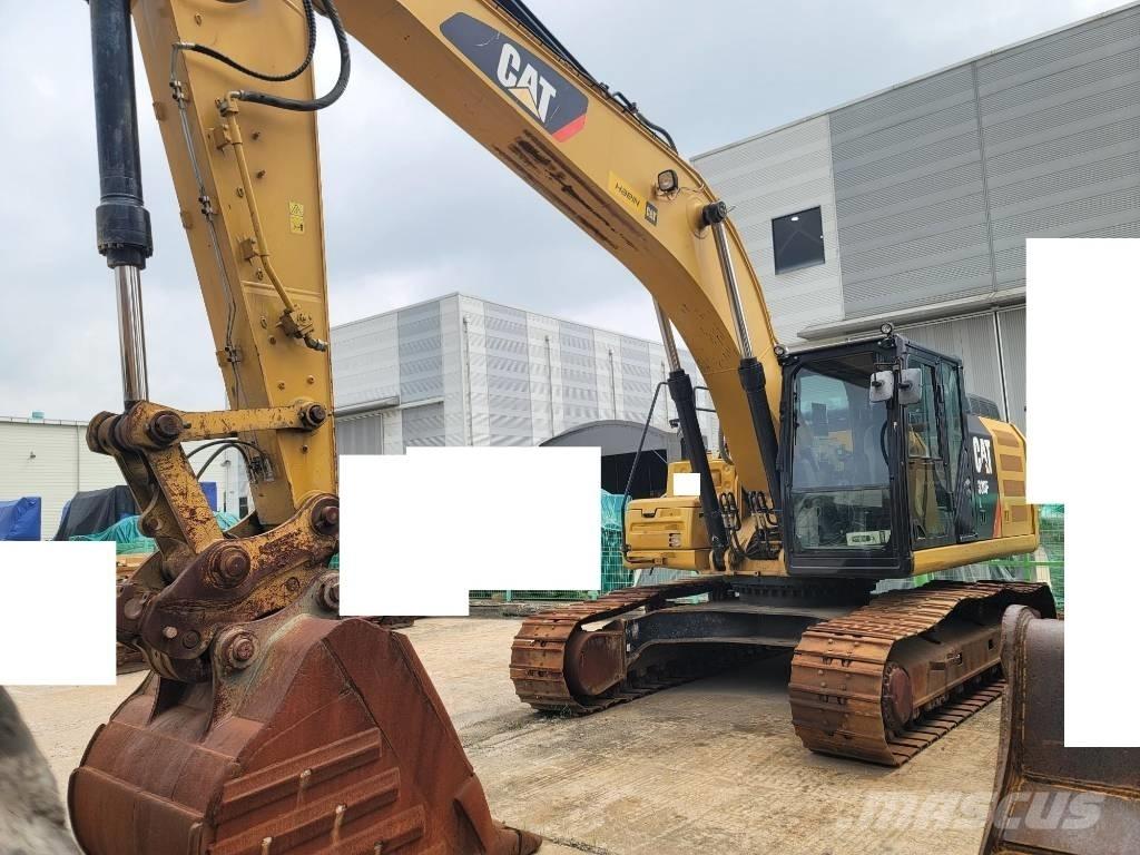 CAT 330FL Excavatoare pe șenile
