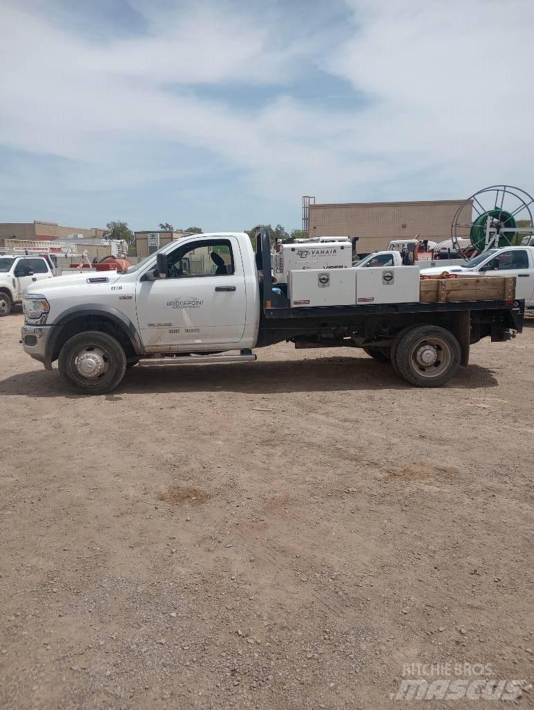 RAM 5500 Camioane platforma/prelata